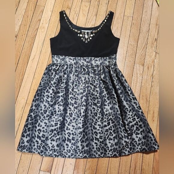 Laura Petites Dress Leopard Print Embellished Empire Waist Women’s Size 12P - Picture 5 of 12